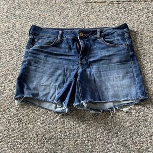 Cut off shorts